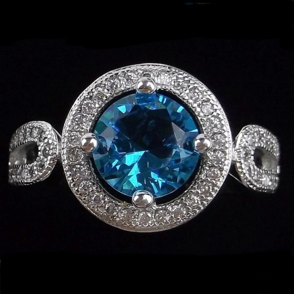 New Designer Sterling Silver Cocktail Ring size 8